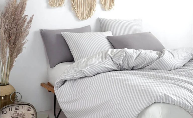 Quilts: Chic and Practical Alarm Clocks for Any Home
